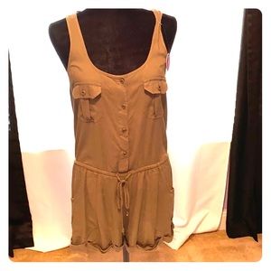 Army green romper
